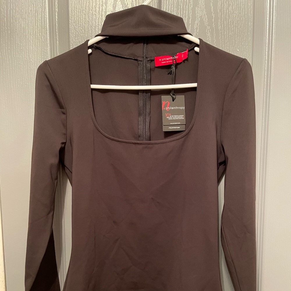 N: Philanthropy Catello Top-New With Tags - Picture 2 of 4